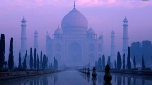 Taj Mahal In The Morning Mist wallpaper thumb