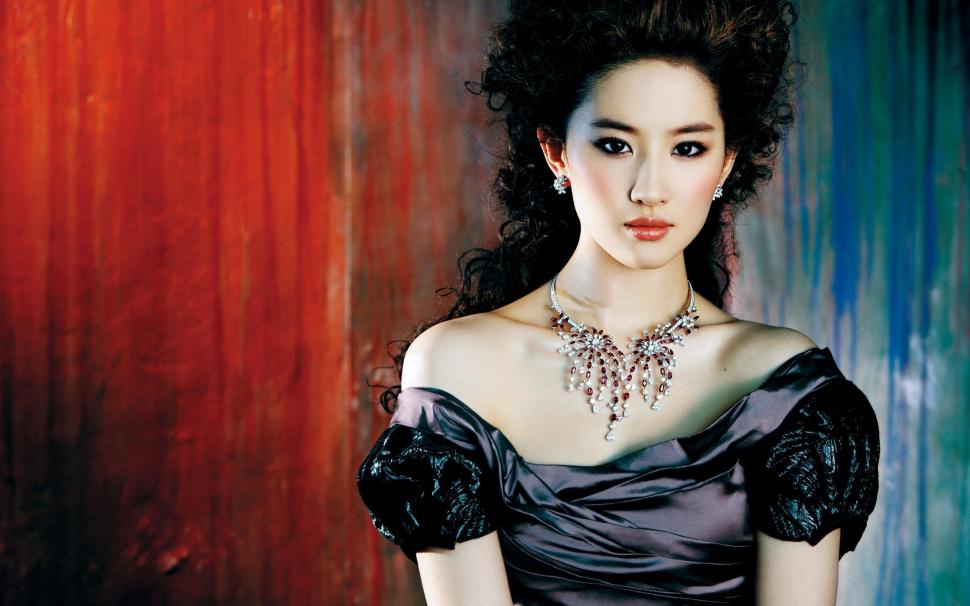 Liu Yifei wallpaper,chinese actress HD wallpaper,woman HD wallpaper,brunette HD wallpaper,liu yifei HD wallpaper,2560x1600 wallpaper