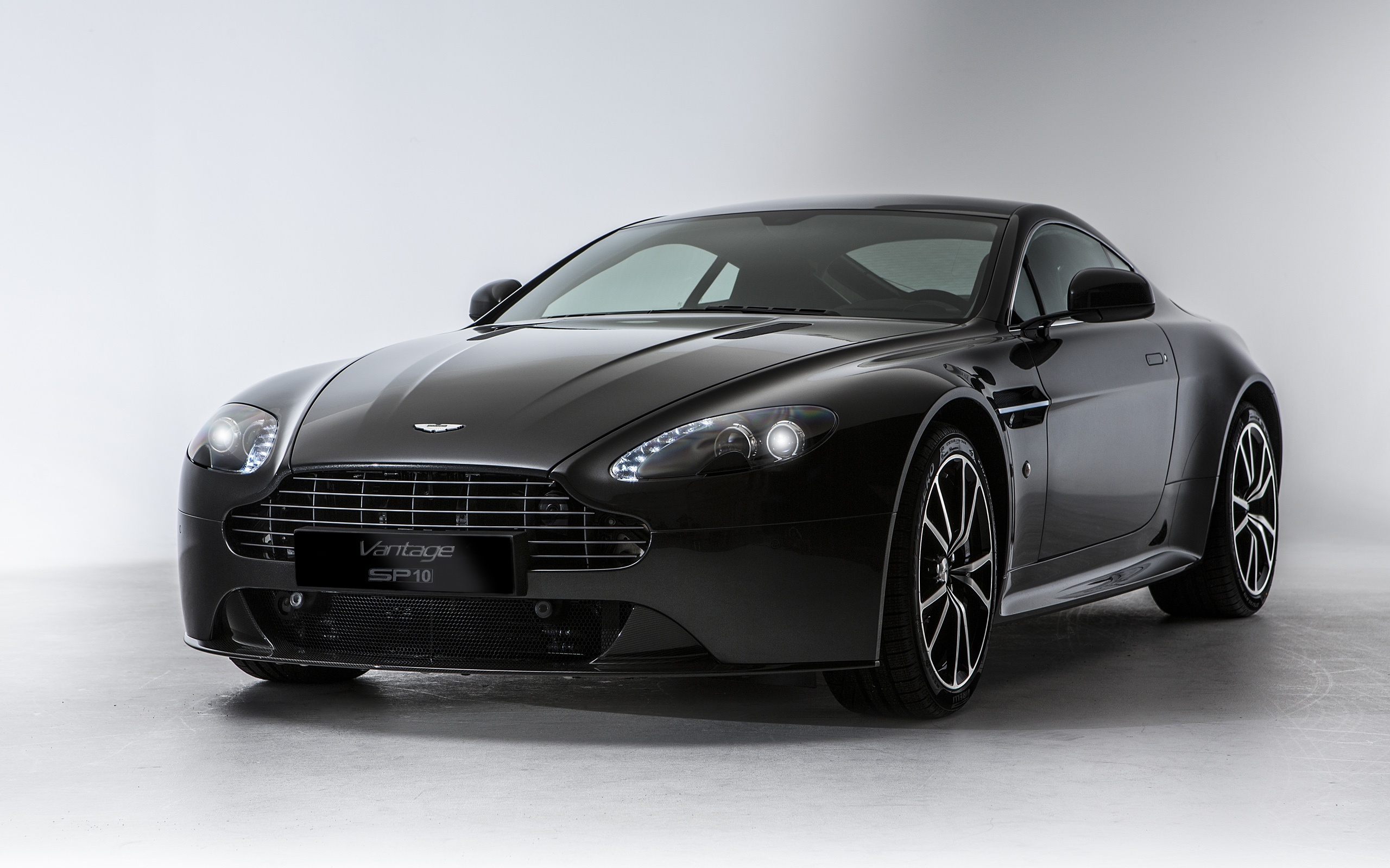 Aston Martin V8 Vantage S Sp10 Black Wallpaper Cars Wallpaper Better