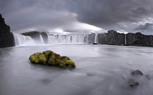 Iceland Waterfall Timelapse Moss Rock Stone Clouds Storm Colorsplash HD wallpaper thumb