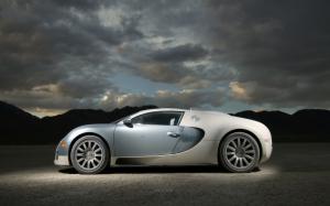 Bugatti Veyron 2007 - Side wallpaper thumb