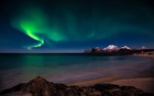 Aurora Borealis Northern Lights Green Stars Night Beach Ocean Mountains HD wallpaper thumb