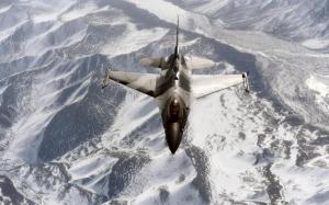 F 16 Aggressor Over the Joint Pacific Alaskan Range wallpaper thumb