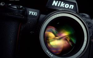 Nikon F100 wallpaper thumb