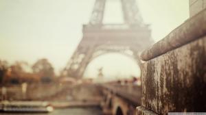 Eiffel Tower Vintage wallpaper thumb