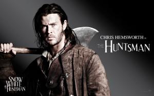 Chris Hemsworth the Huntsman wallpaper thumb