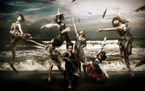 Creative pictures, the book's beautiful girls, dance, the sea wallpaper thumb