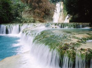 Minas Viejas Waterfalls Mexico HD wallpaper thumb