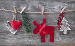 Christmas Tree Decorations Reindeer Hearts New Year wallpaper thumb