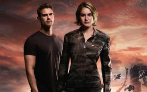 Shailene Woodley, Theo James, The Divergent Series: Allegiant wallpaper thumb