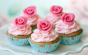 Cake With Roses wallpaper thumb