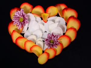 Heart Of Petals wallpaper thumb
