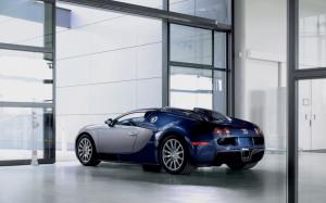 Bugatti Veyron 2006 - Workshop in Molsheim - Rear Angle wallpaper thumb