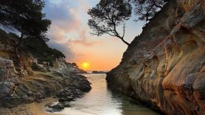 Rock Stone Sunlight Beach Ocean Water HD wallpaper thumb