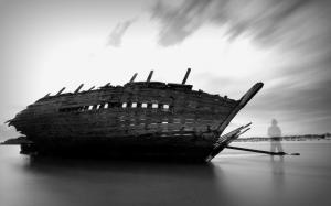 Boat BW Dilapidated Beached HD wallpaper thumb