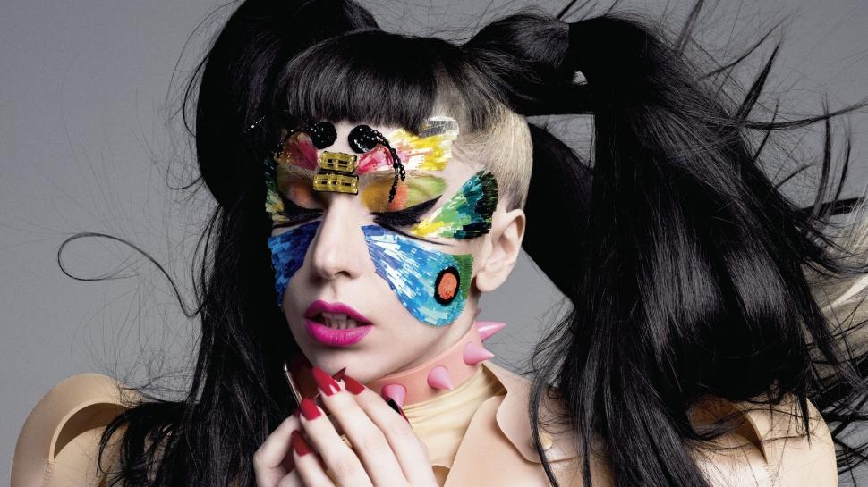Lady Gaga Face Painting wallpaper,face painting HD wallpaper,gaga style HD wallpaper,2560x1440 wallpaper