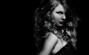Taylor Swift Beauty wallpaper thumb