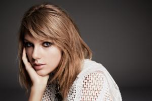 Taylor Swift, singer wallpaper thumb