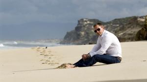 Daniel Craig on the Beach wallpaper thumb