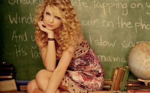 Taylor Swift, Celebrities, Star, Girl, Long Hair, Blackboard, Books, Face, Blonde, Beauty wallpaper thumb