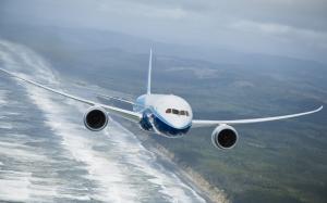 Boeing 787 dreamliner flying wallpaper thumb
