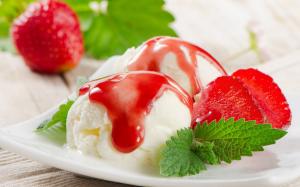 Strawberry Ice Cream wallpaper thumb