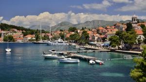 Croatia, city, dock, pier, boats, houses wallpaper thumb