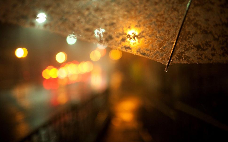 Umbrella in the street wallpaper,photography HD wallpaper,1920x1200 HD wallpaper,light HD wallpaper,umbrella HD wallpaper,night HD wallpaper,street HD wallpaper,1920x1200 wallpaper