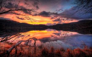 Lake, sunset, evening, forest, trees, water reflection, sky, clouds wallpaper thumb