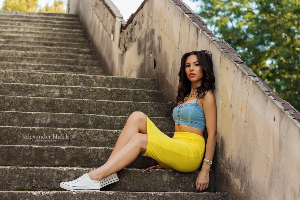 Woman, Sitting, Steps, Brunette, Photography wallpaper,woman wallpaper,sitting wallpaper,steps wallpaper,brunette wallpaper,photography wallpaper,1536x1024 wallpaper,1536x1024 wallpaper