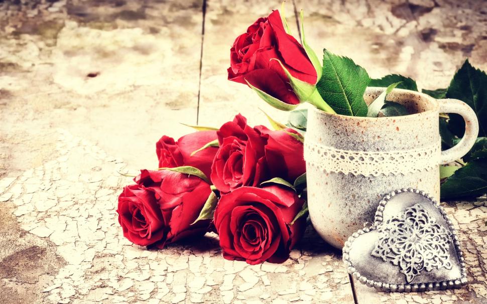 Valentine's Day, red rose flowers, love hearts, cup wallpaper,Valentine HD wallpaper,Day HD wallpaper,Red HD wallpaper,Rose HD wallpaper,Flowers HD wallpaper,Love HD wallpaper,Hearts HD wallpaper,Cup HD wallpaper,2560x1600 wallpaper