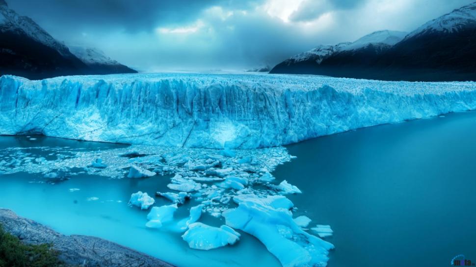 Gorgeous Azure Glacier wallpaper,glacier HD wallpaper,azure HD wallpaper,clouds HD wallpaper,nature & landscapes HD wallpaper,1920x1080 wallpaper