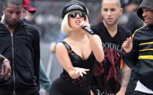 Lady Gaga Live wallpaper thumb
