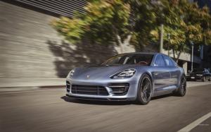 Porsche Panamera Motion Blur HD wallpaper thumb