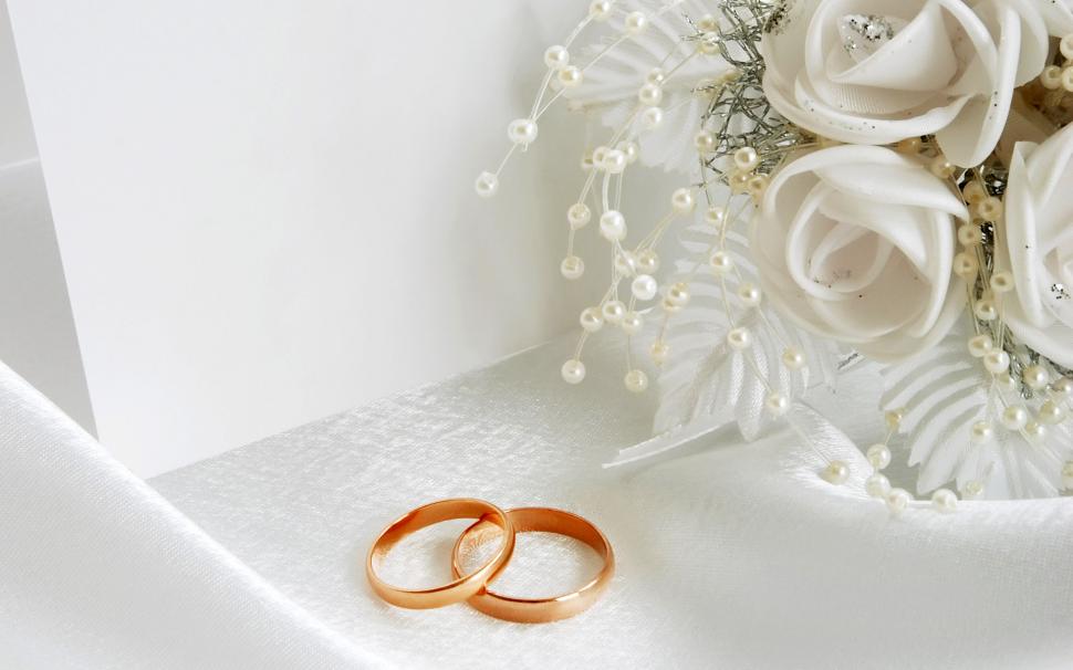 Wedding, Ring, Gold, Pearl, Flowers, White Background, Photography, Depth Of Field wallpaper,wedding HD wallpaper,ring HD wallpaper,gold HD wallpaper,pearl HD wallpaper,flowers HD wallpaper,white background HD wallpaper,photography HD wallpaper,depth of field HD wallpaper,1920x1200 wallpaper