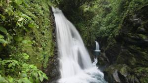 La Paz Waterfall In Costa Rica wallpaper thumb