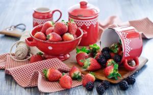strawberry, blackberry, berry, set, tableware wallpaper thumb