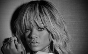 Rihanna Black and White wallpaper thumb