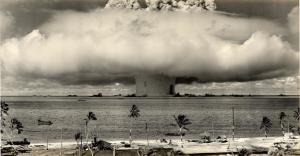 Nuclear, Hawaii, Monochrome, Mushroom Cloud wallpaper thumb