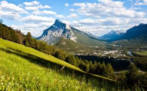 Canada, Banff National Park, mountains, forest, valley, town wallpaper thumb