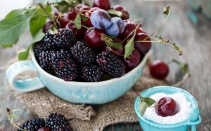 Fruit, berries, blackberries, cherries, plums wallpaper thumb