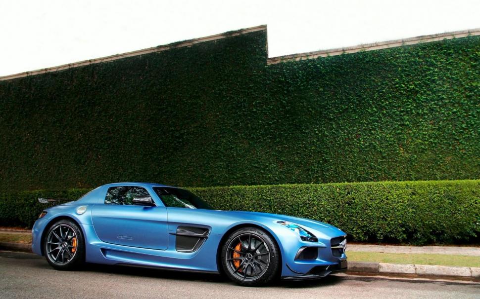 Mercedes-Benz SLS Blue Car wallpaper,mercedes-benz wallpaper,blue wallpaper,1680x1050 wallpaper