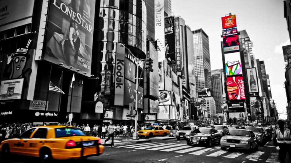 New York City, Selective Coloring, Street, Cars wallpaper,new york city wallpaper,selective coloring wallpaper,street wallpaper,cars wallpaper,1366x768 wallpaper