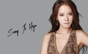 Song Ji Hyo Actress wallpaper thumb