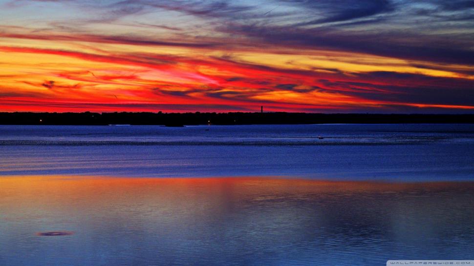 Splash Of Colors At Sunset wallpaper,red sunset HD wallpaper,blue sea HD wallpaper,clouds HD wallpaper,black shore HD wallpaper,nature & landscapes HD wallpaper,1920x1080 wallpaper