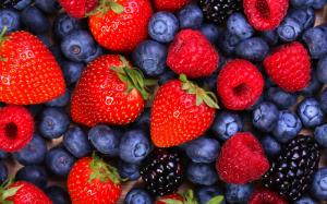 Strawberries, raspberries, blueberries, blackberries, fruits wallpaper thumb