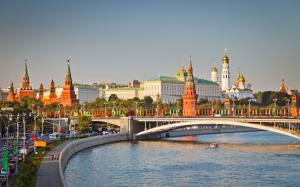 Moscow, Kremlin, bridge, city street wallpaper thumb