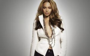 Beyonce Knowles Glamorous wallpaper thumb