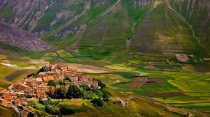 Castelluccio, Italy, village, houses, fields, mountains, slope wallpaper thumb