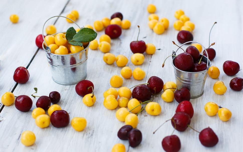Yellow and red cherries, small buckets wallpaper,Yellow HD wallpaper,Red HD wallpaper,Cherries HD wallpaper,Small HD wallpaper,Buckets HD wallpaper,1920x1200 wallpaper